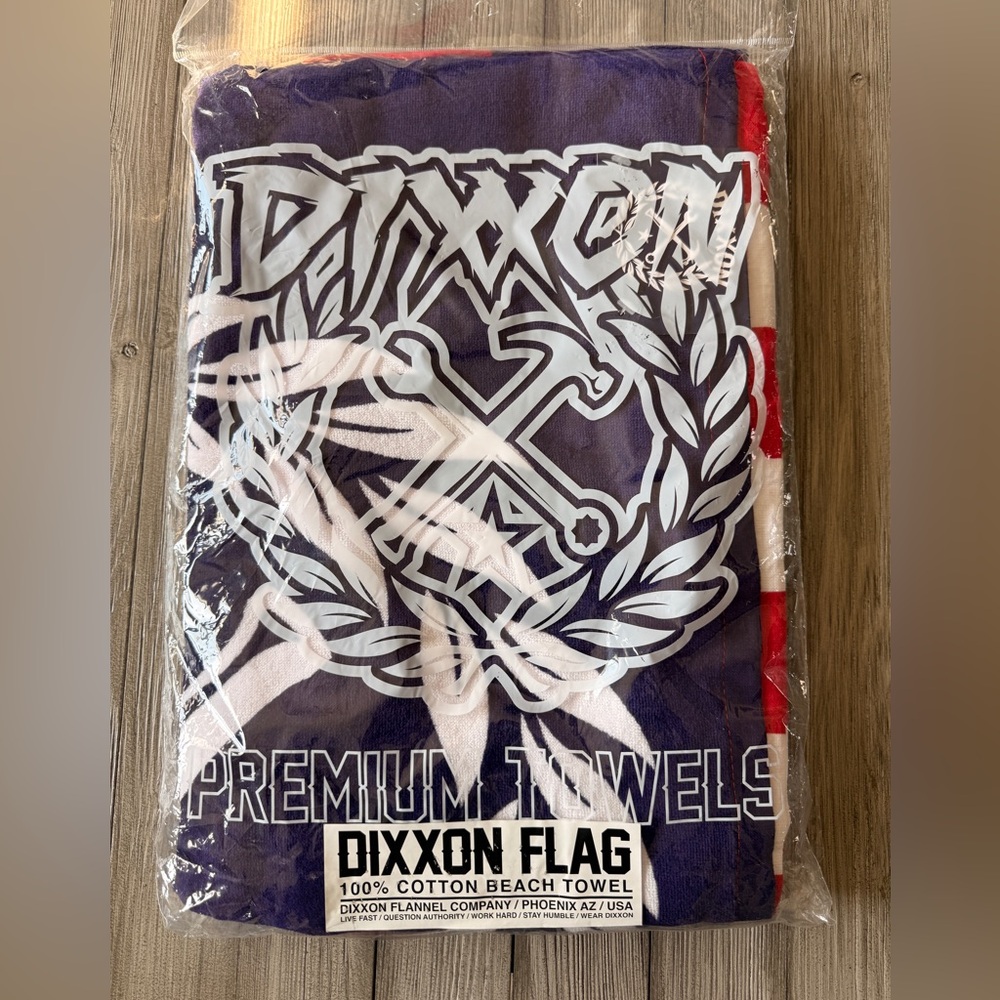 DIXXON American Flag Towel